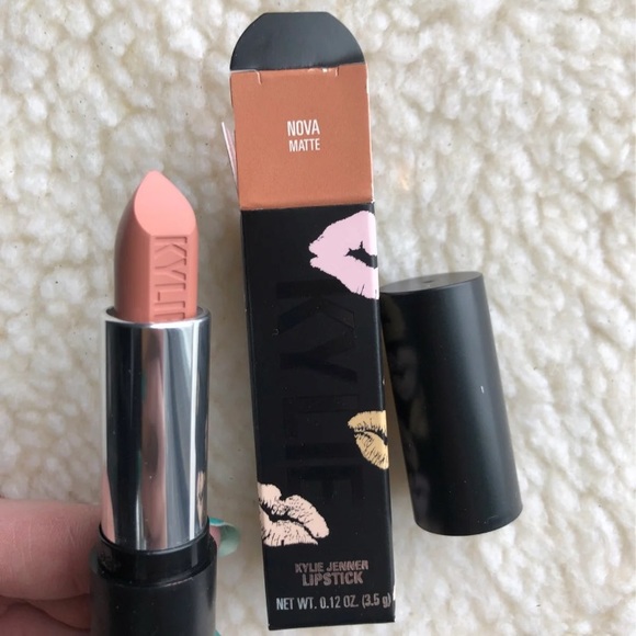 Kylie Cosmetics Nova Matte Lipstick - Picture 3 of 3